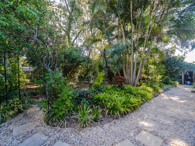 24 Parkes Drive, Helensvale QLD 4212