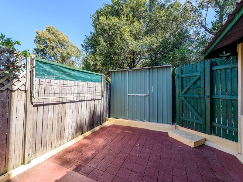 24 Parkes Drive, Helensvale QLD 4212