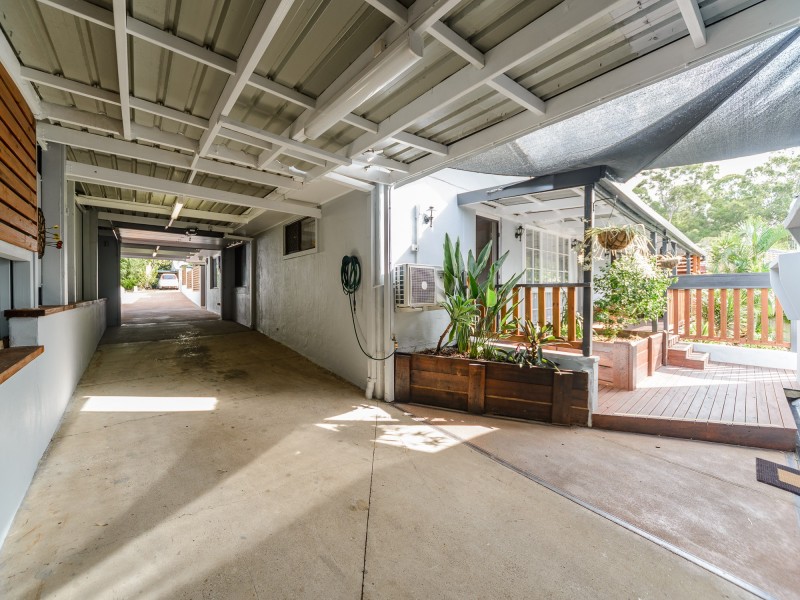 12 Dromana Crescent, Helensvale QLD 4212