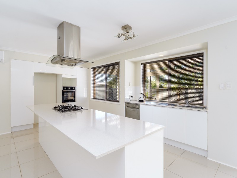 34 Kingaroy Avenue, Helensvale QLD 4212