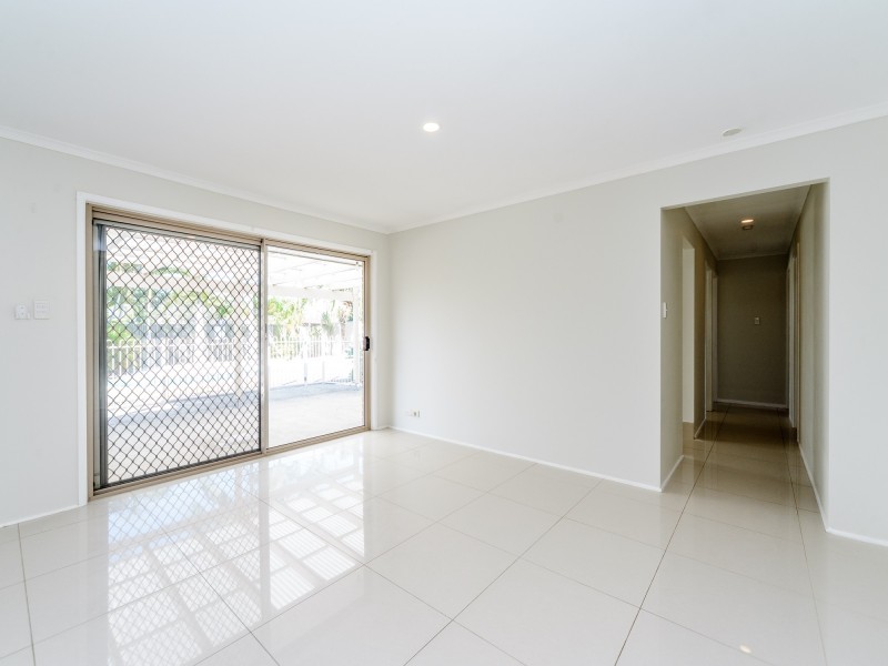 34 Kingaroy Avenue, Helensvale QLD 4212