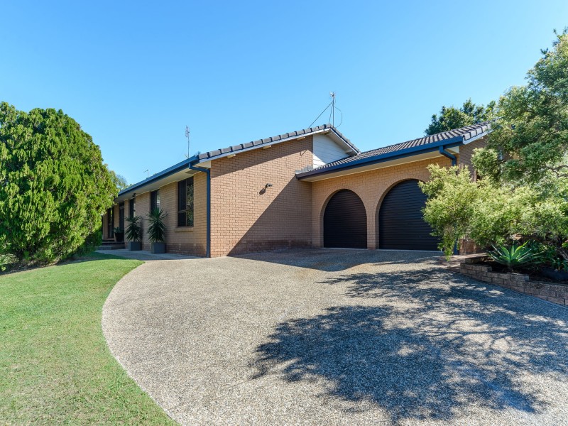 9 Eildon Place, Helensvale QLD 4212