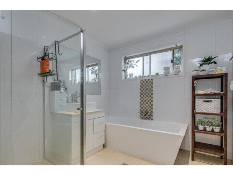 2/50 River Oak Drive, Helensvale QLD 4212