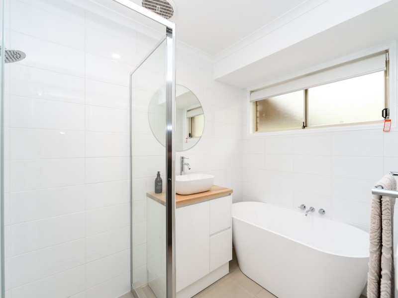 2/34-42 Fig Tree Court, Oxenford QLD 4210