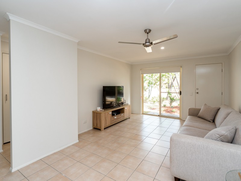 2/34-42 Fig Tree Court, Oxenford QLD 4210