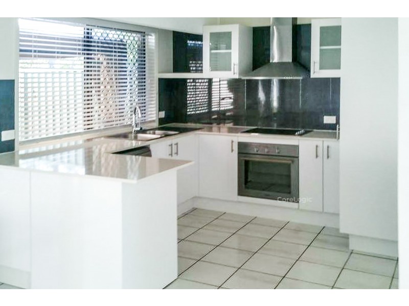 22/24 Cannington Place, Helensvale QLD 4212