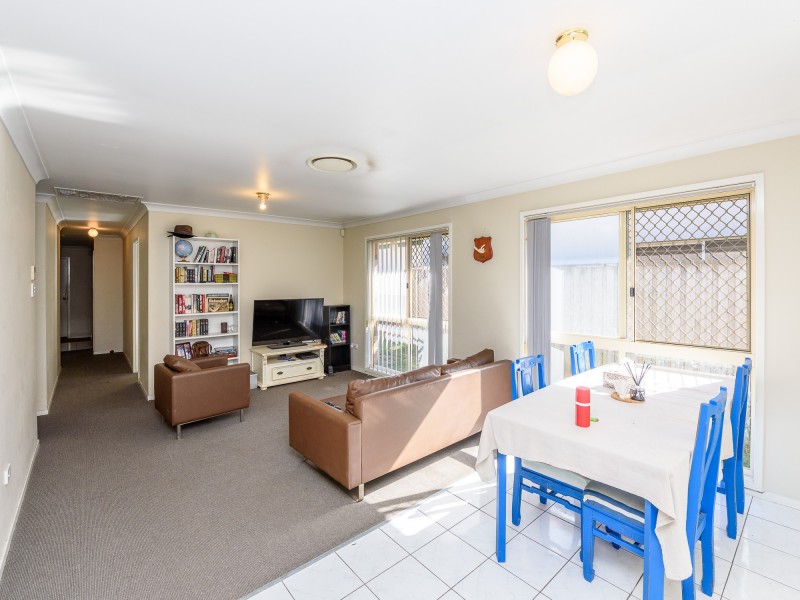 7 Plimsoll Place, Helensvale QLD 4212