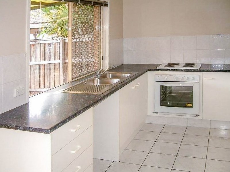 7 Plimsoll Place, Helensvale QLD 4212