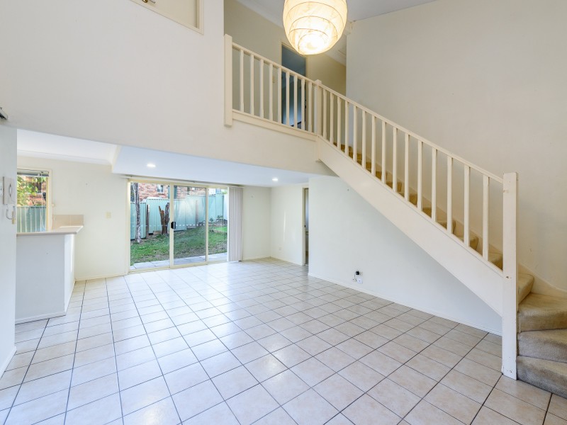 5/8 Doyalson Place, Helensvale QLD 4212