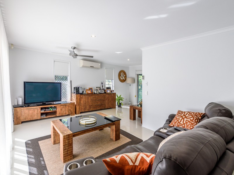 2 Marple Street, Oxenford QLD 4210