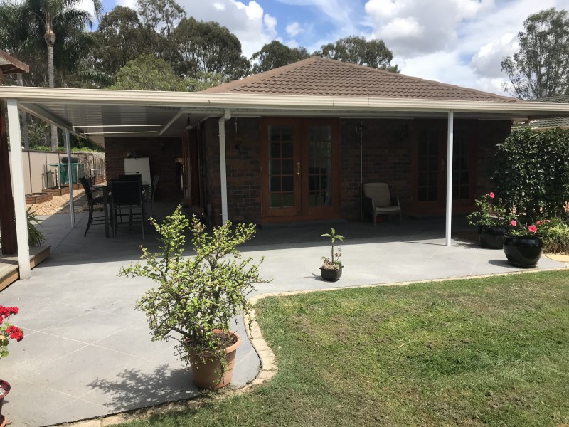 4 Minden Crescent, Helensvale QLD 4212