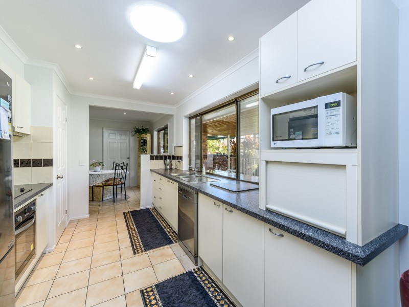 32 Michigan Drive, Oxenford QLD 4210