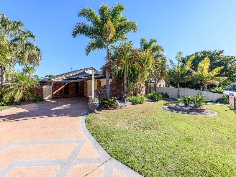 32 Michigan Drive, Oxenford QLD 4210