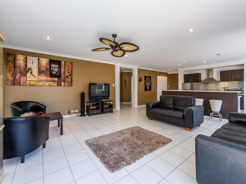 28 Cossington Circuit, Maudsland QLD 4210