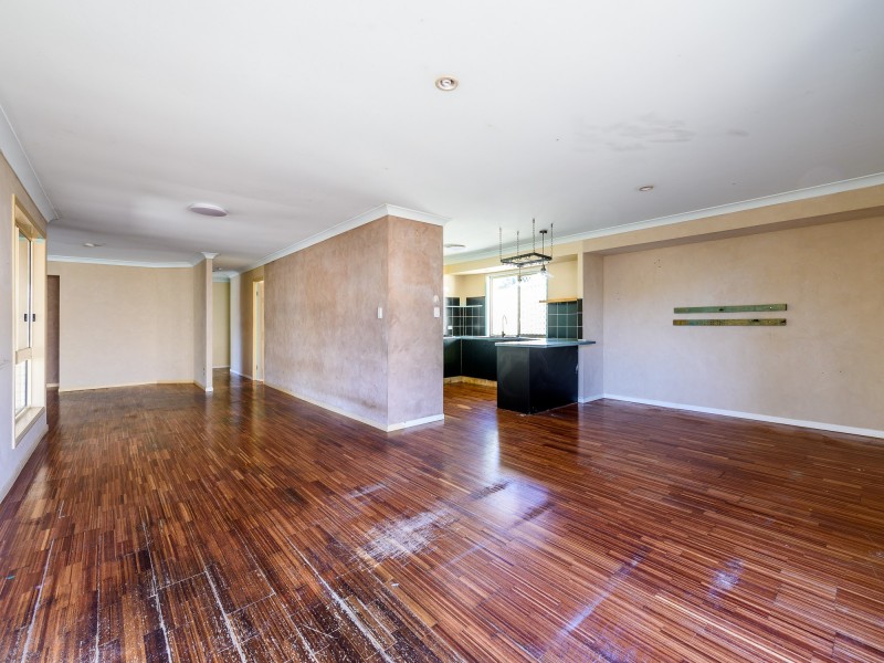 207 Mildura Drive, Helensvale QLD 4212