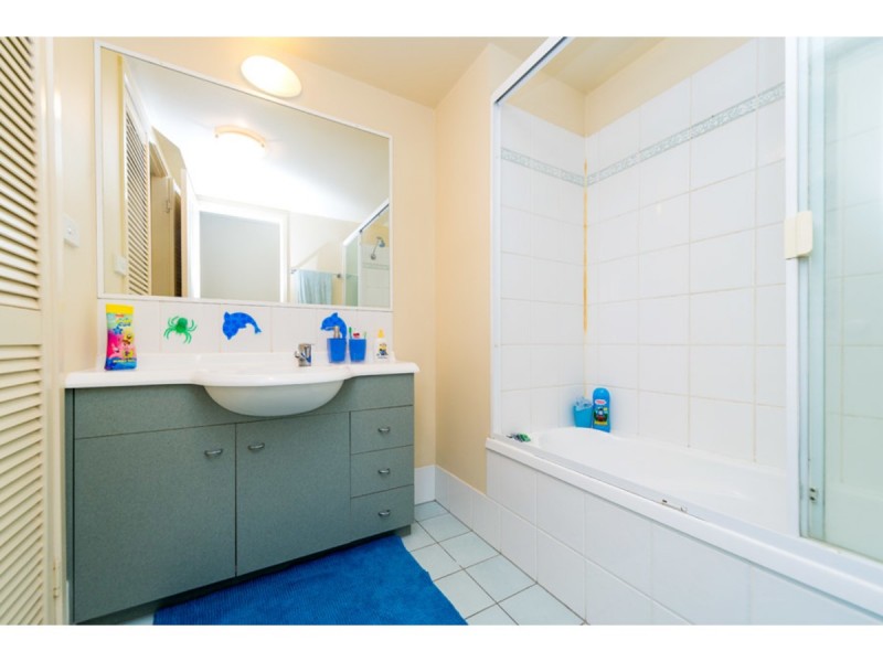 60/150 Marine Parade, Southport QLD 4215