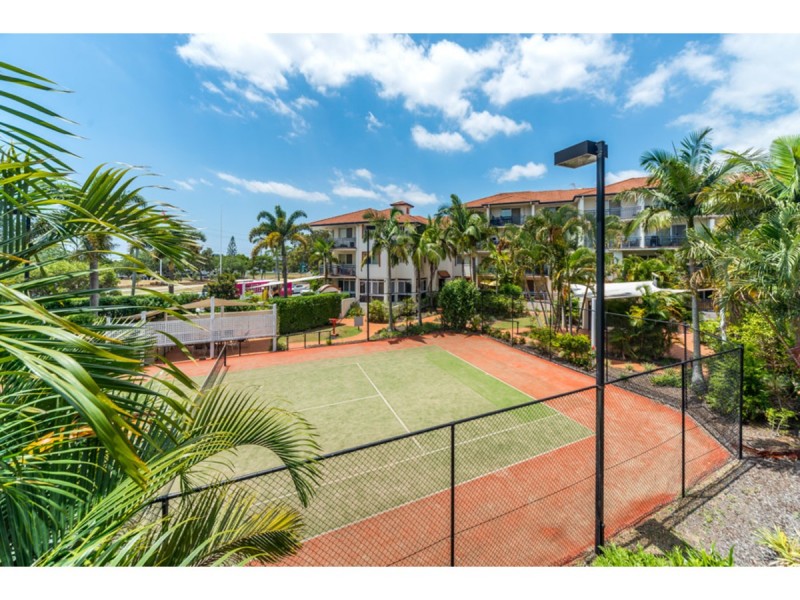 60/150 Marine Parade, Southport QLD 4215