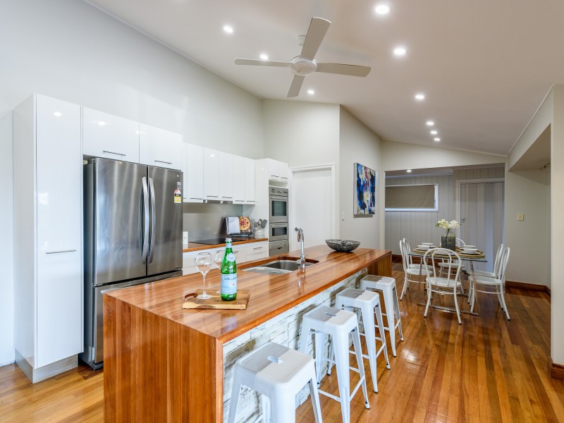 38 Ridgevale Drive, Helensvale QLD 4212