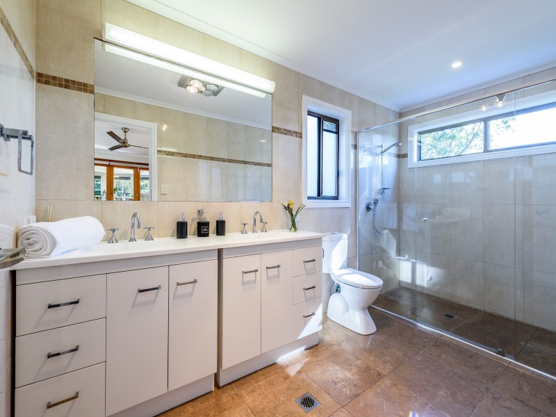 38 Ridgevale Drive, Helensvale QLD 4212
