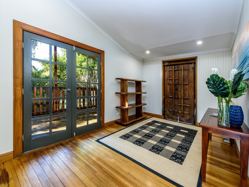 38 Ridgevale Drive, Helensvale QLD 4212