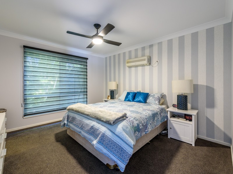 92 Parkes Drive, Helensvale QLD 4212