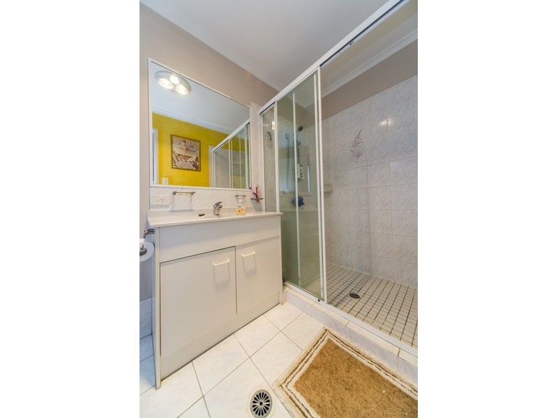 248 Mildura Drive, Helensvale QLD 4212