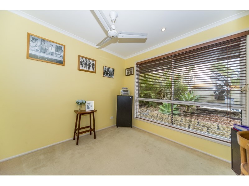 248 Mildura Drive, Helensvale QLD 4212