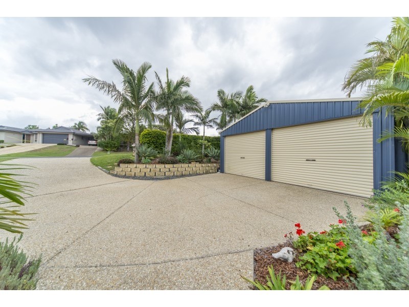 248 Mildura Drive, Helensvale QLD 4212