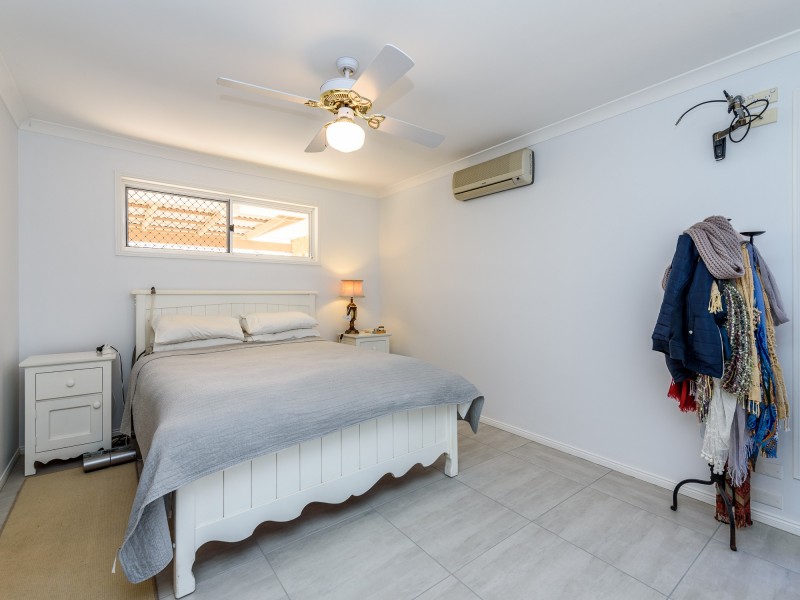 8 Westpark Court, Helensvale QLD 4212