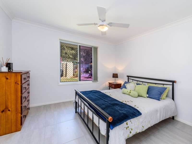 8 Westpark Court, Helensvale QLD 4212