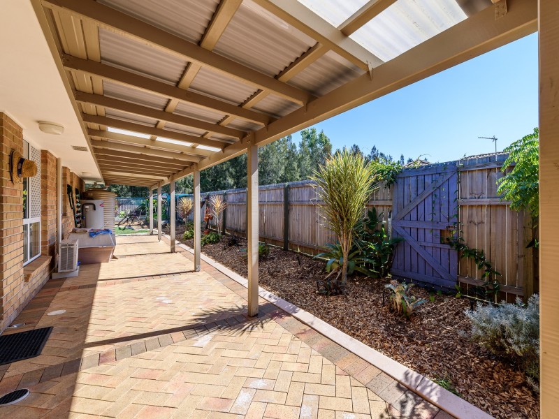 8 Westpark Court, Helensvale QLD 4212