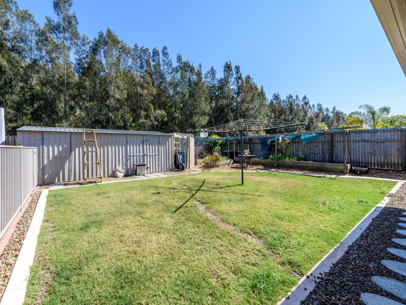 8 Westpark Court, Helensvale QLD 4212
