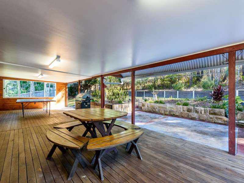 22 Camden Court, Helensvale QLD 4212