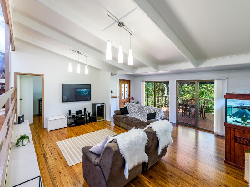22 Camden Court, Helensvale QLD 4212