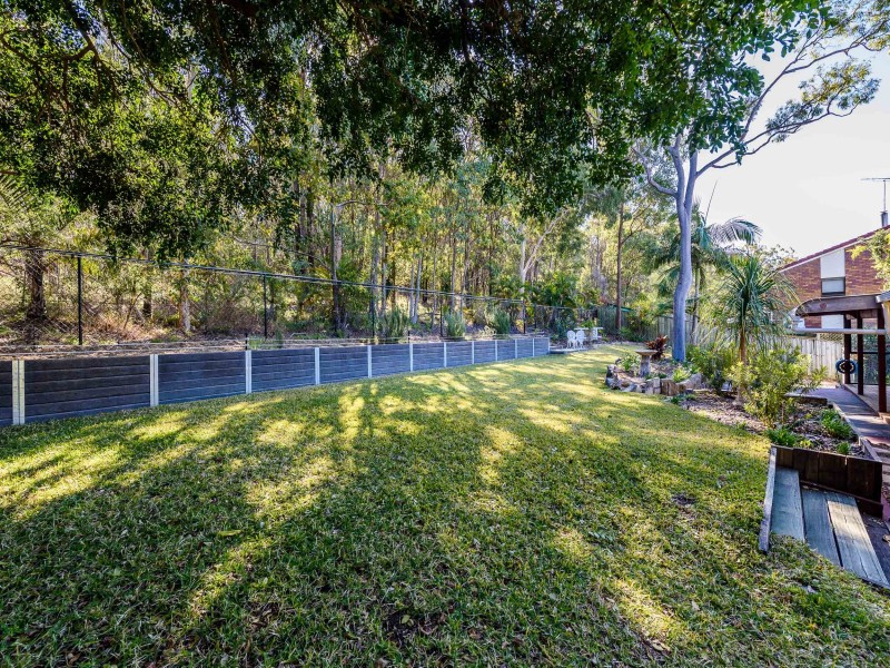 22 Camden Court, Helensvale QLD 4212