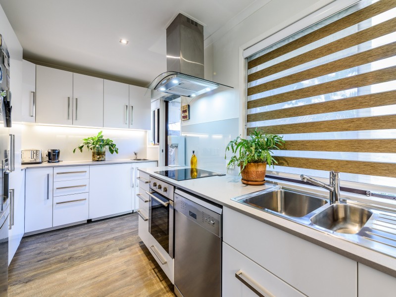 2/13 Jean Street, Labrador QLD 4215