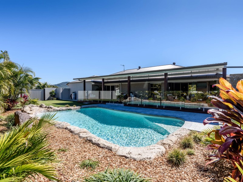 1 Allington Circuit, Maudsland QLD 4210