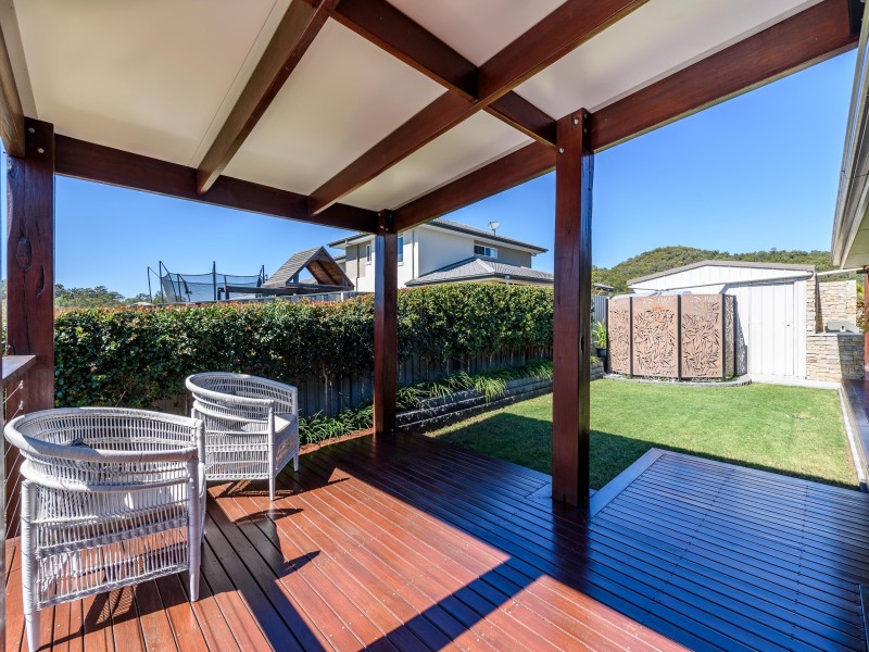 1 Allington Circuit, Maudsland QLD 4210