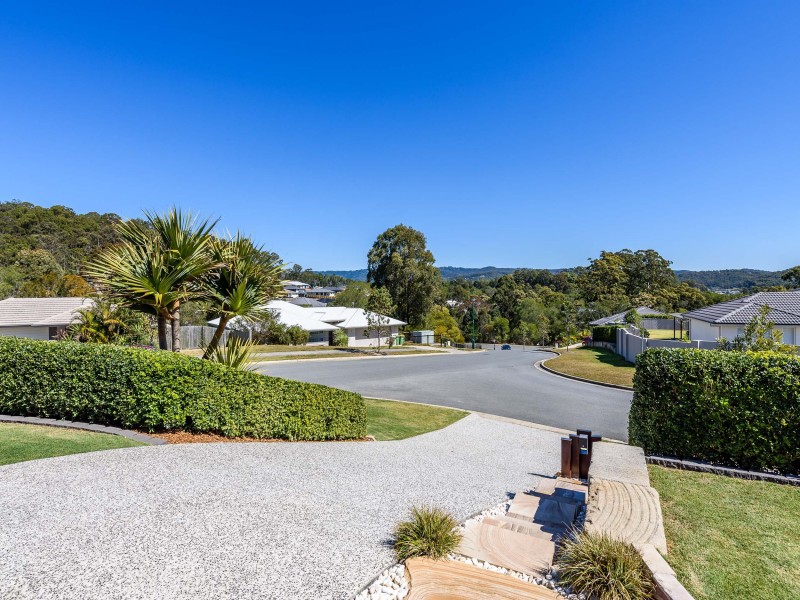 1 Allington Circuit, Maudsland QLD 4210