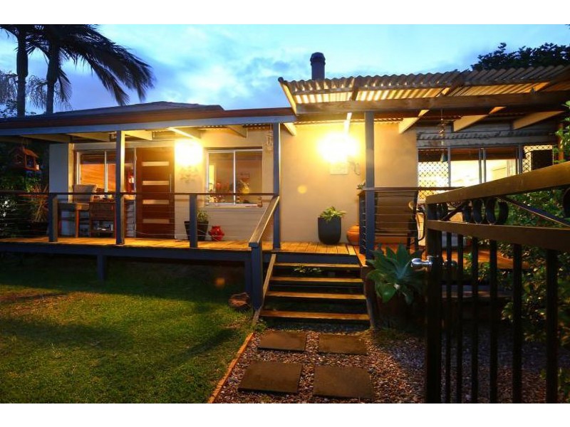 14 Ernest Street, Labrador QLD 4215