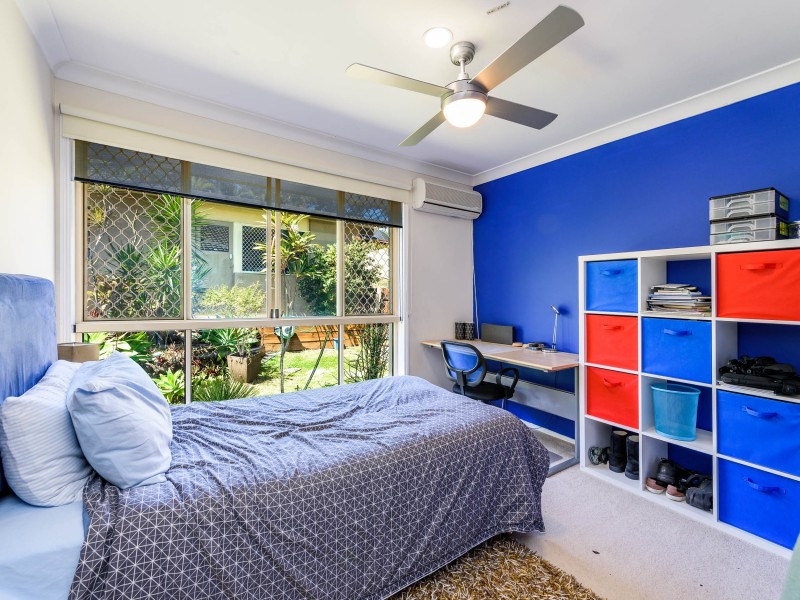 29 Edgeworth Place, Helensvale QLD 4212