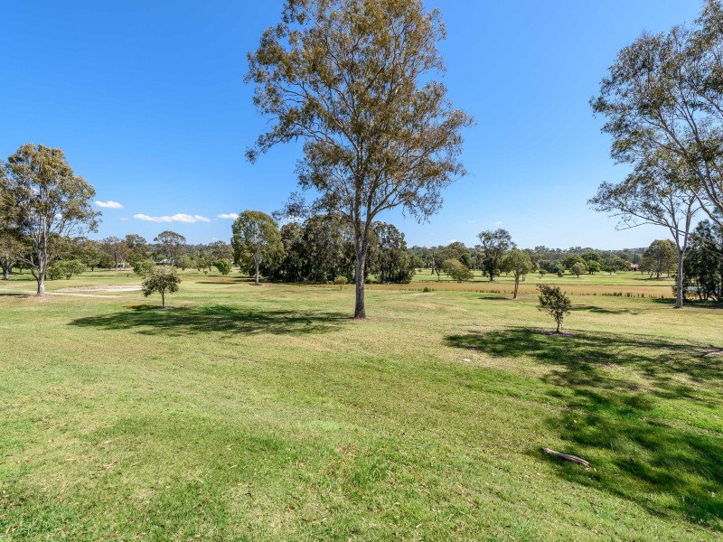 29 Edgeworth Place, Helensvale QLD 4212