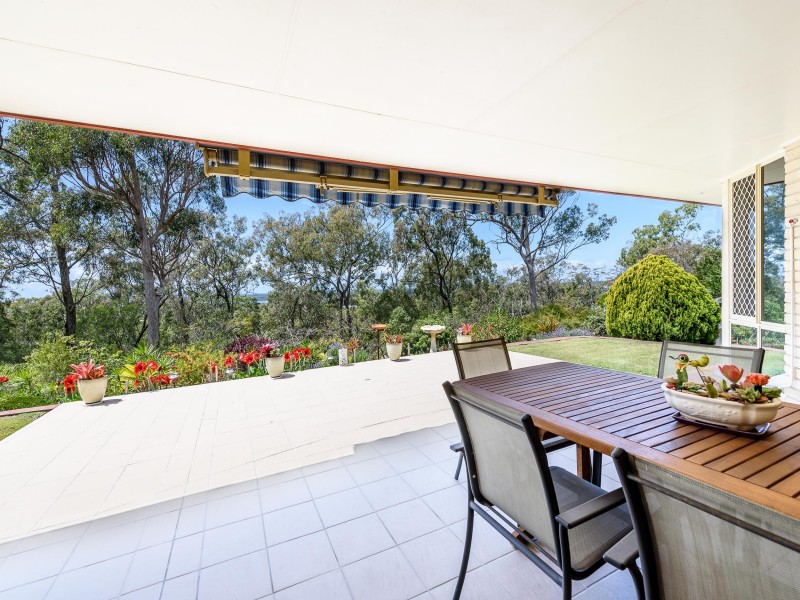 19 Highvale Drive, Helensvale QLD 4212