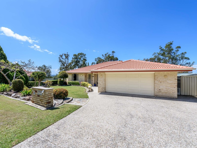 19 Highvale Drive, Helensvale QLD 4212