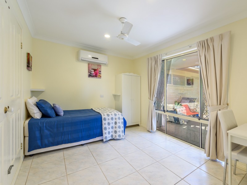 19 Highvale Drive, Helensvale QLD 4212