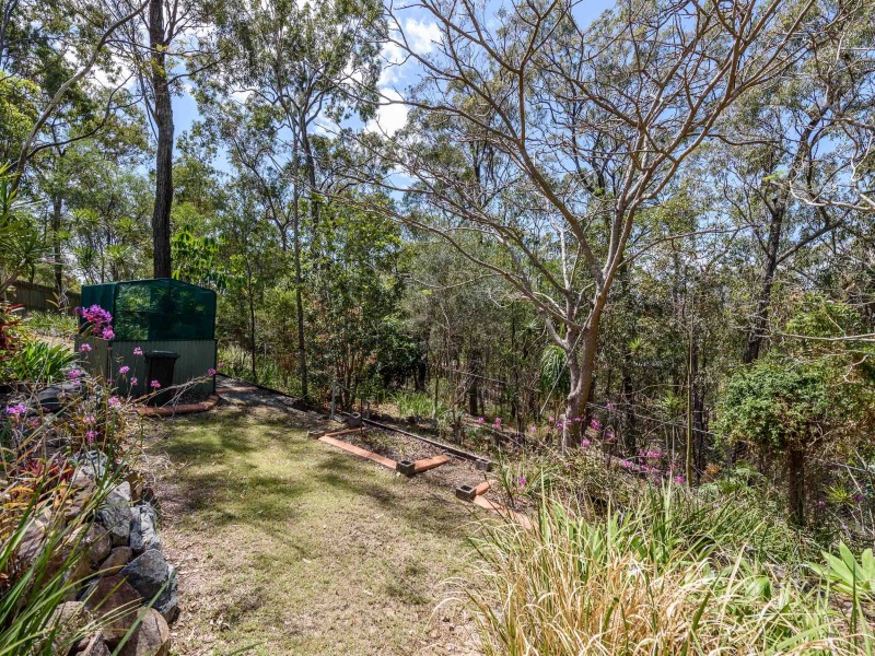 19 Highvale Drive, Helensvale QLD 4212