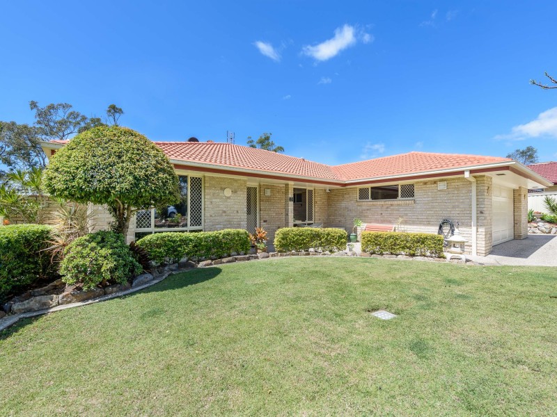 19 Highvale Drive, Helensvale QLD 4212