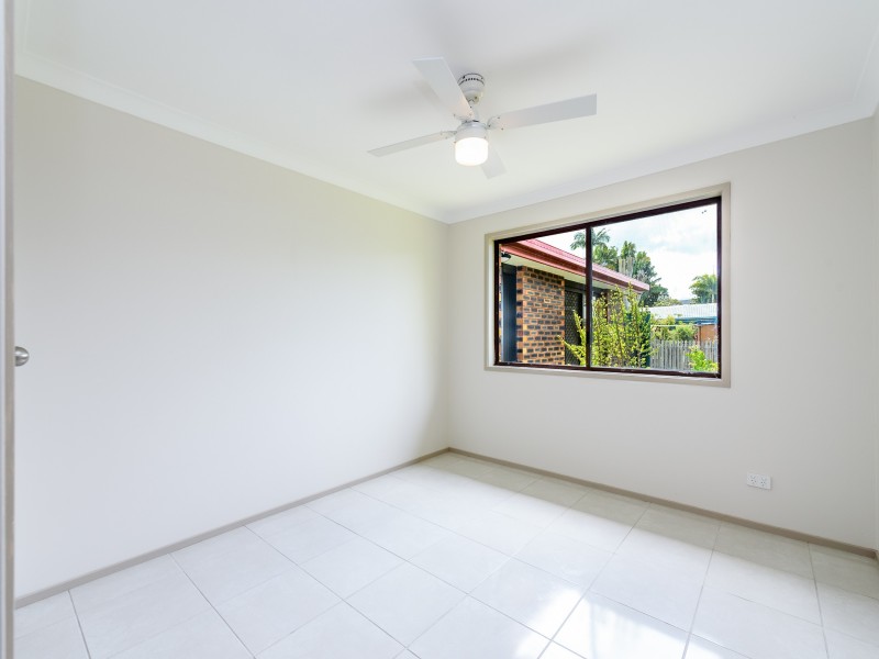 30 Parkes Drive, Helensvale QLD 4212