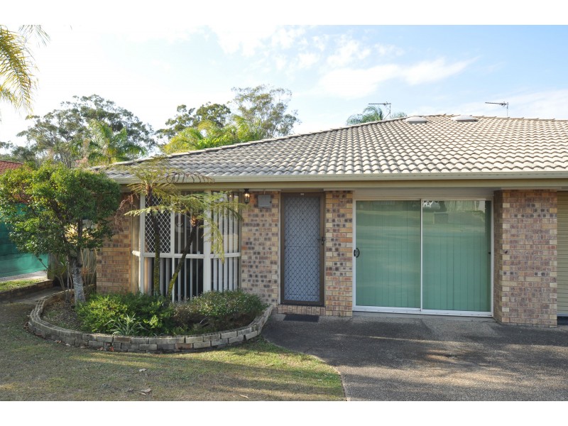 1/5 Jessica Court, Arundel QLD 4214