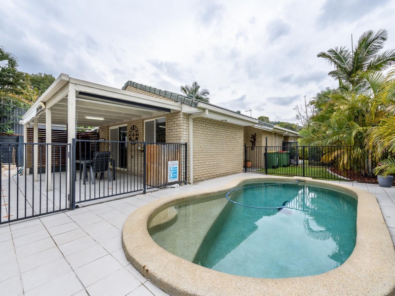 15 Pinebark Avenue, Oxenford QLD 4210